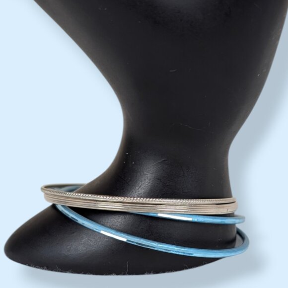 (2/$20) Set of 4 Thin Metal Bangle Bracelets - Picture 2 of 4